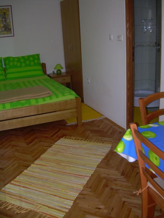 Apartment Gotovina Biograd Na Moru Ngoại thất bức ảnh